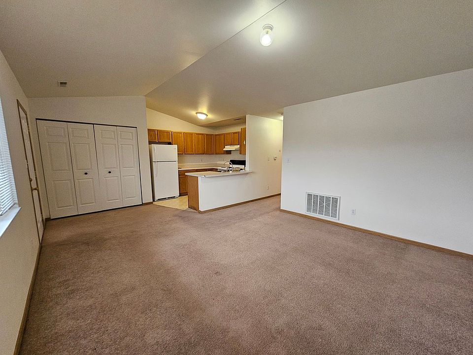 1st image of 961-981 W Emmons St #96107