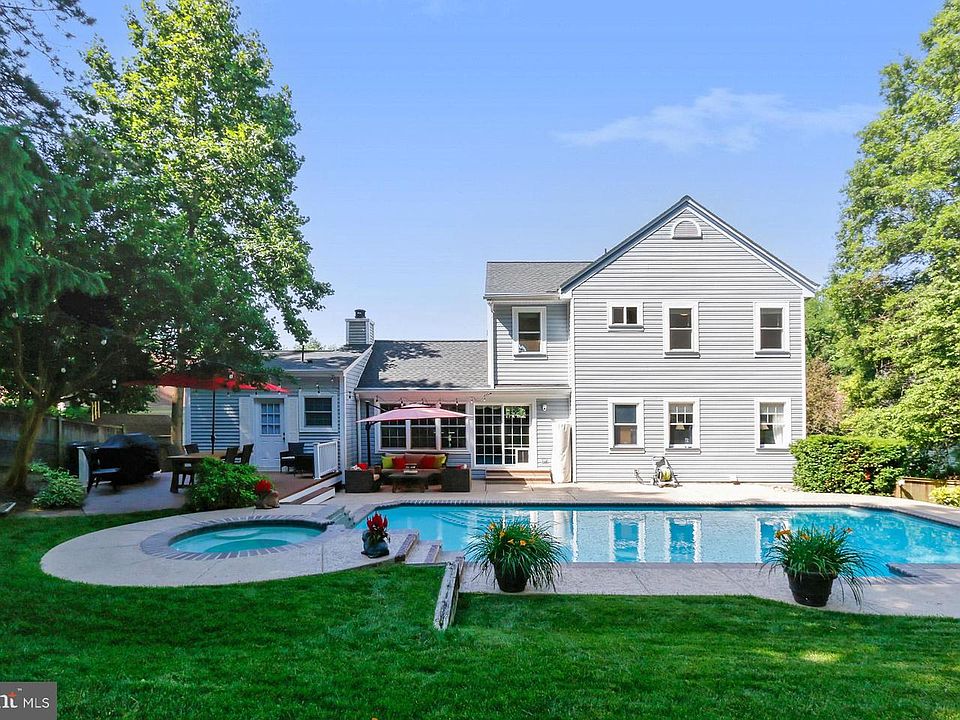 1st image of 7001 Polins Ct