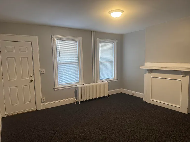 2516 N Tatnall St — Photo 2