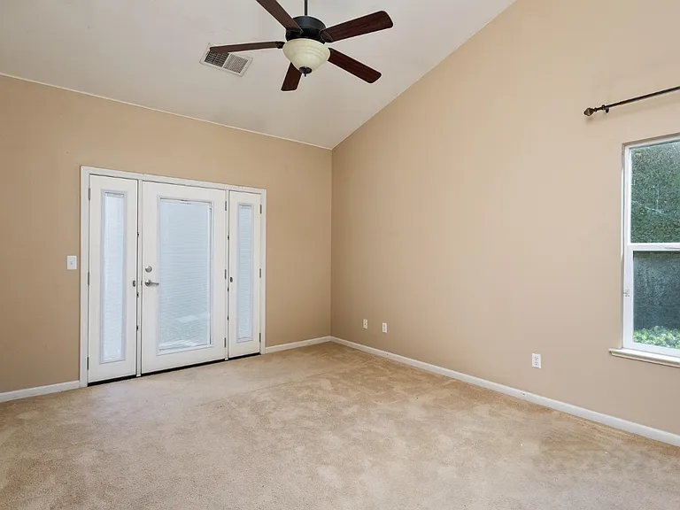 1120 E Sawgrass Ave — Photo 14