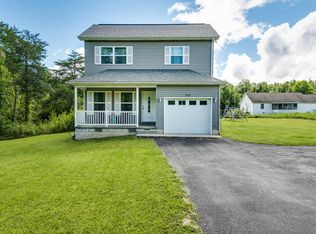 364 Adams Creek Rd, Crossville, TN 38571