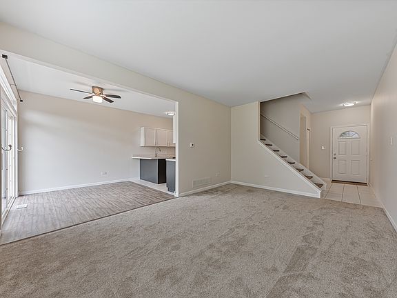 3rd image of 18430 Zurich Ln