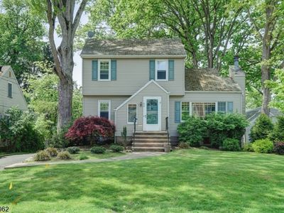 44 Brookside Ave, Livingston, NJ, 07039
