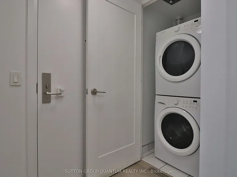 56 Annie Craig Dr #1410 — Photo 3