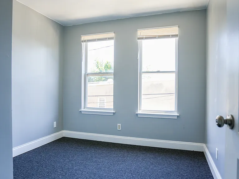 15 N Monroe St — Photo 10