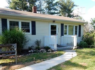 3858 Indian Valley Rd NW, Willis, VA 24380