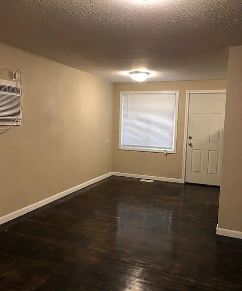 722 S Grand Dr — Photo 6