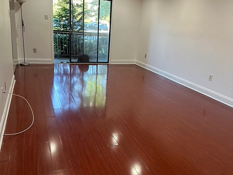 816 Edison Glen Ter — Photo 8