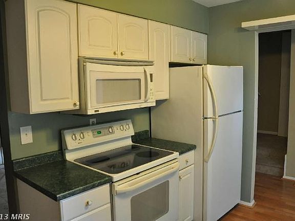 3rd image of 1224 Summerwood Ct