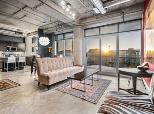 1001 Belleview St #305, Dallas, TX 75215