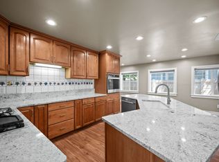 1028 W Chelan Ave, Spokane, WA 99205
