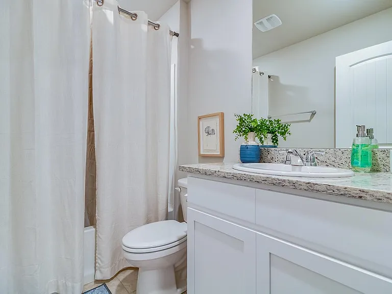 109 Red Pine Dr — Photo 2
