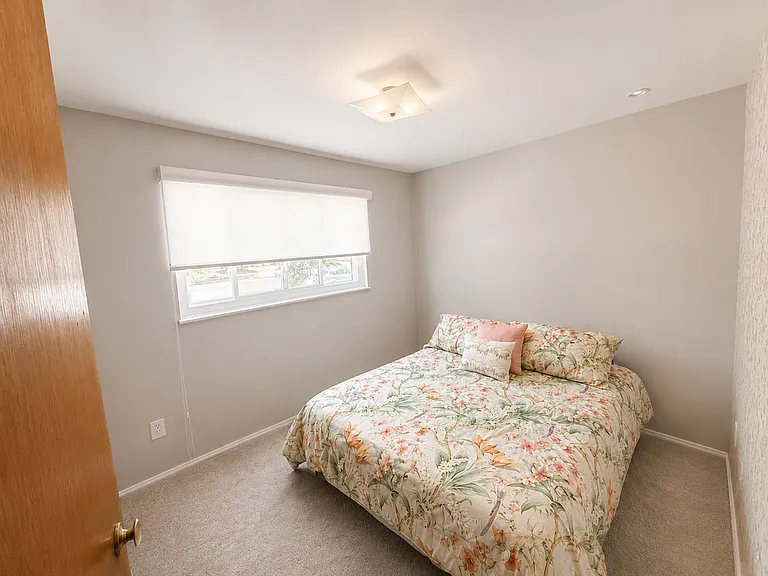 2338 N Circle Dr — Photo 6