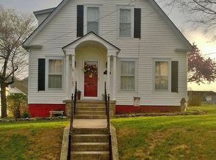 602 Broadway St, Irvine, KY 40336
