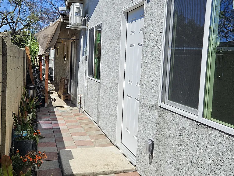 W Cleghorn Way — Photo 24