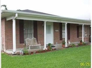 1464 Dogwood Dr, Harvey, LA 70058
