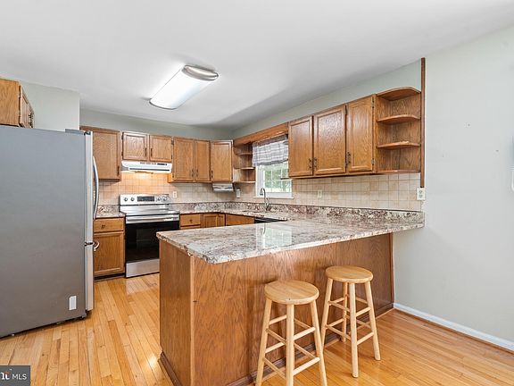 5th image of 12574 Bristow Rd