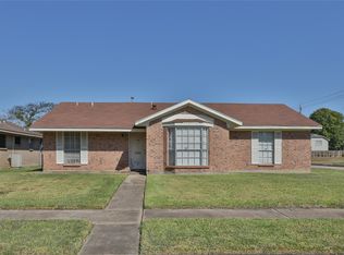 4127 Whirlaway Dr, Pasadena, TX 77503