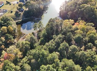 692 Whays Creek Rd, Reedville, VA 22539