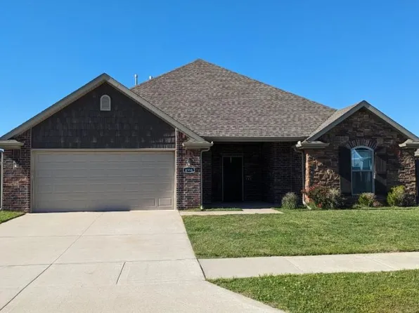 4358 W Anthem Dr, Fayetteville, AR 72704