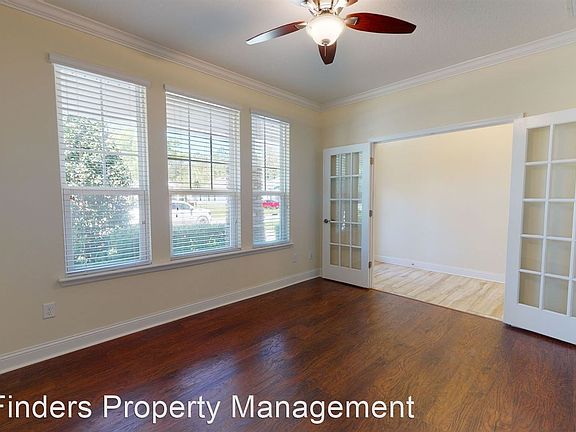 5th image of 91 Aspen Leaf Dr