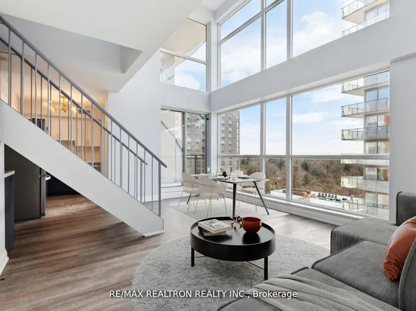 18 Merton St #906, Toronto, ON M4S 3G9