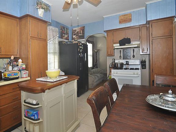 5th image of 274 Greenville Ave
