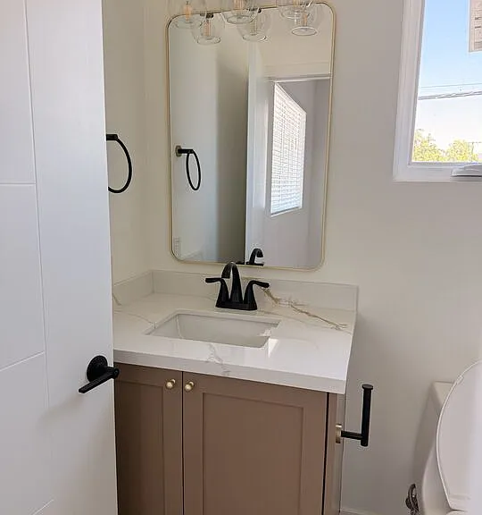 6626 Woodlake Ave — Photo 10