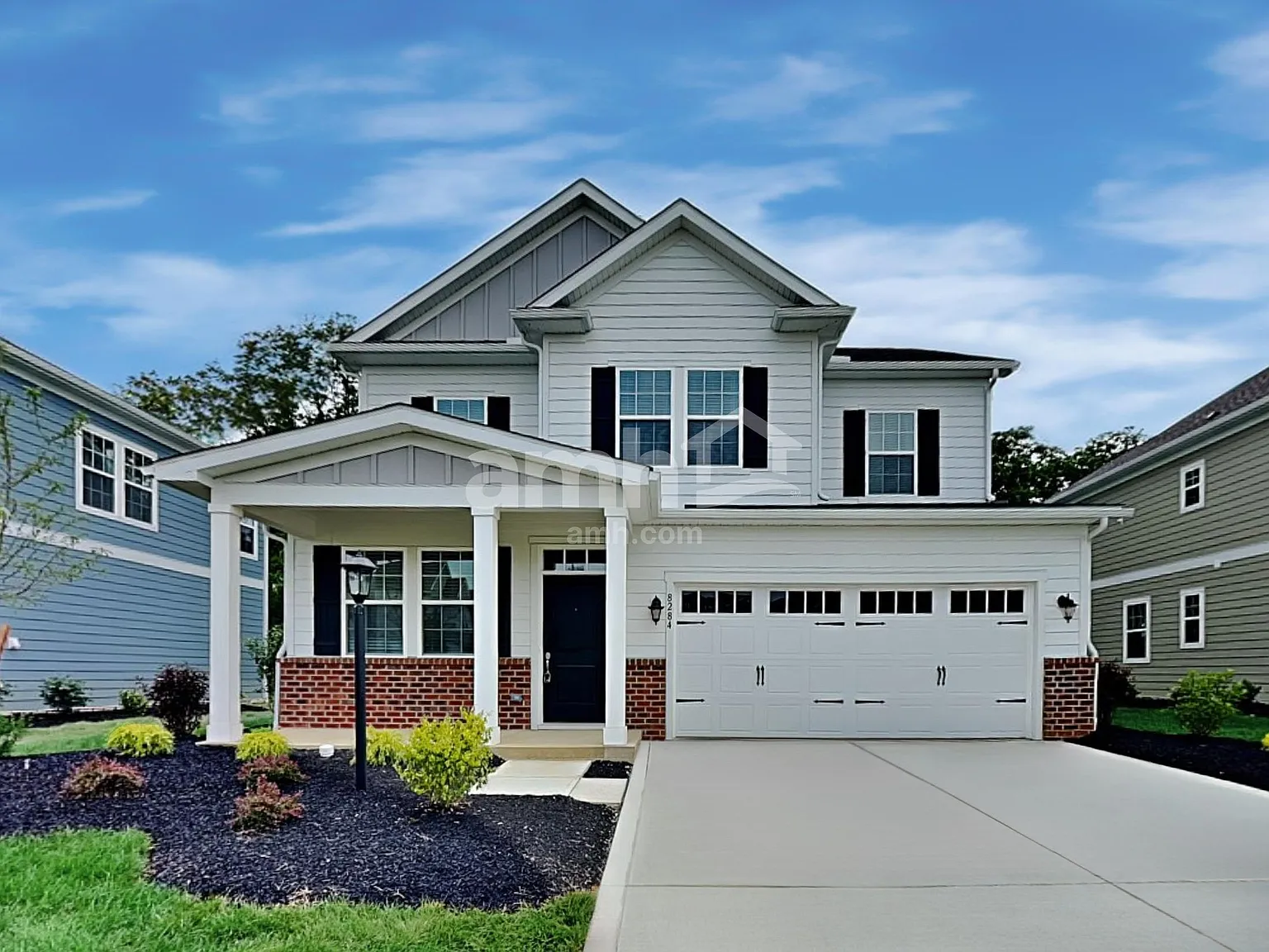 4 bed, 2.5 bath, 2297 sqft, $3,100 — Photo 1