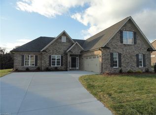 2835 Fallin Ct, High Point, NC 27262