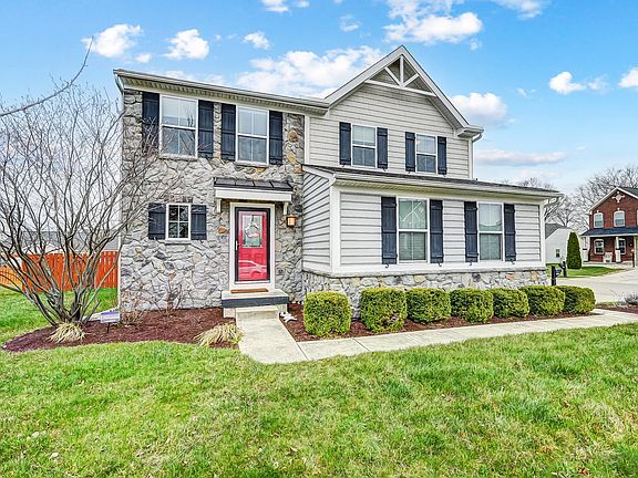 2nd image of 1404 Artesian Ln