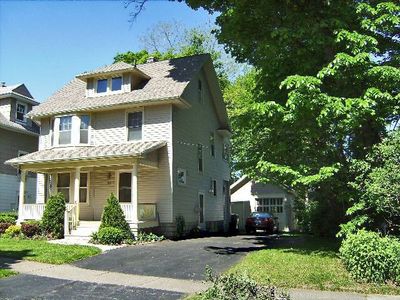 91 Cobbs Hill Dr, Rochester, NY, 14610