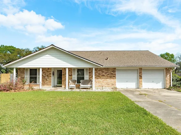 1100 Western Ave, Angleton, TX 77515