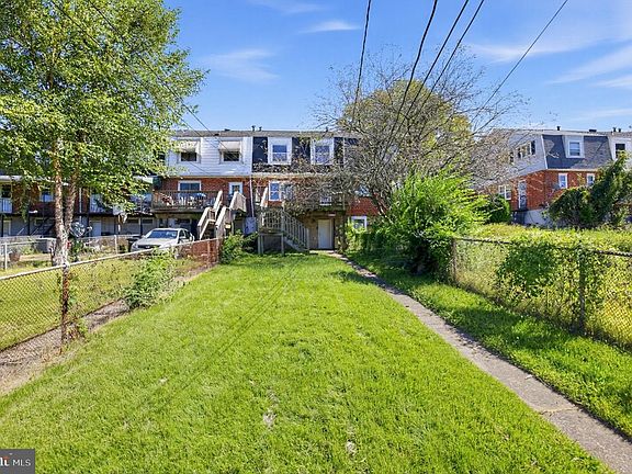 3rd image of 6142 Radecke Ave