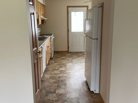 3rd image of 1508 Sorenson Ln #3