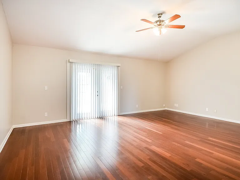 12640 Ashmore Green Dr S — Photo 5