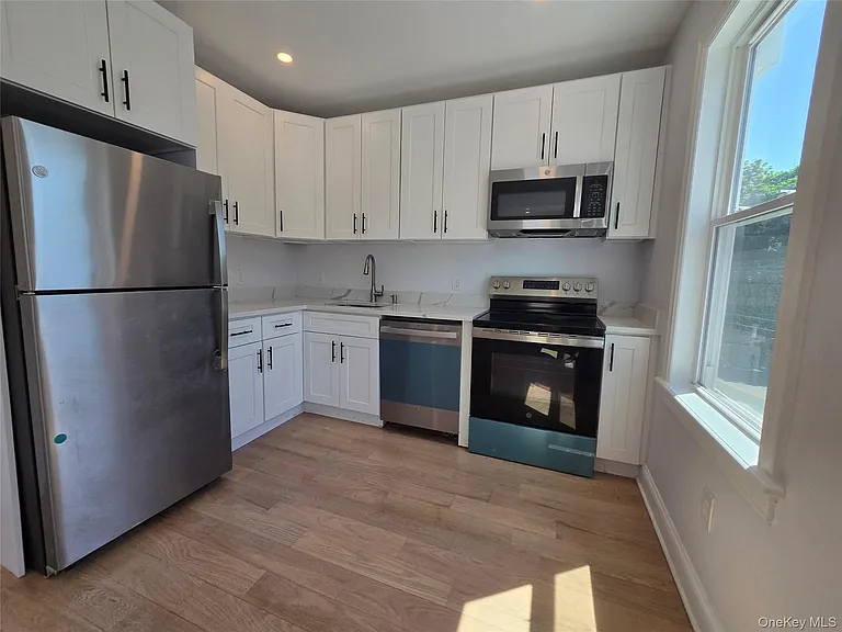 965 Main St #2 — Photo 4