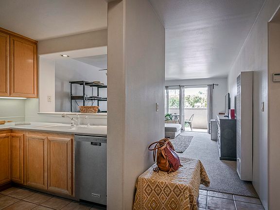 3rd image of 331 Por La Mar Cir
