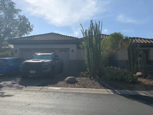 2423 N Raven Cir, Mesa, AZ 85207