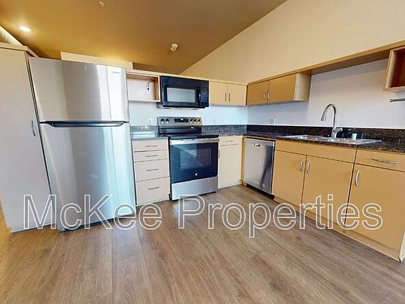 4th image of 777 6th Ave Unit 335