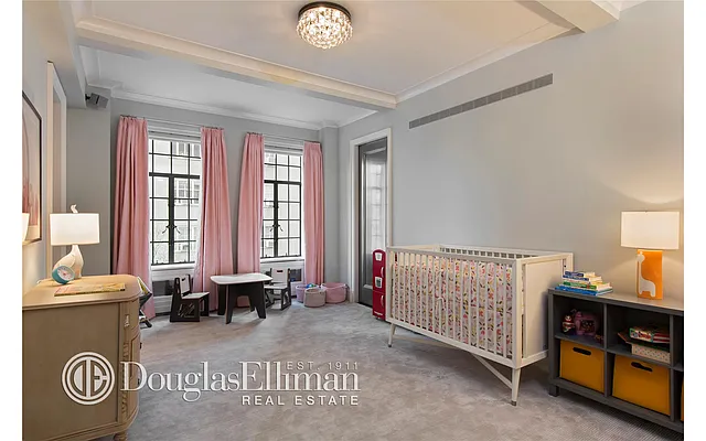 Sold by Douglas Elliman | media 25