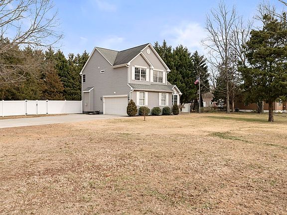 5th image of 505 1st Rd