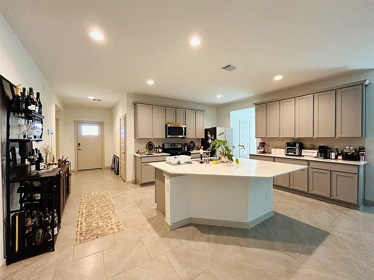 29403 Georgia Throw Ln — Photo 13