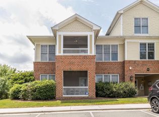821 Waterford Lake Dr #821, Cary, NC 27519