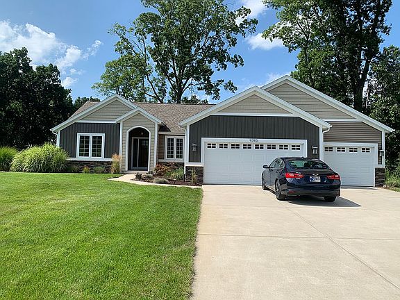 2nd image of 9393 Wabasis Pointe Dr NE