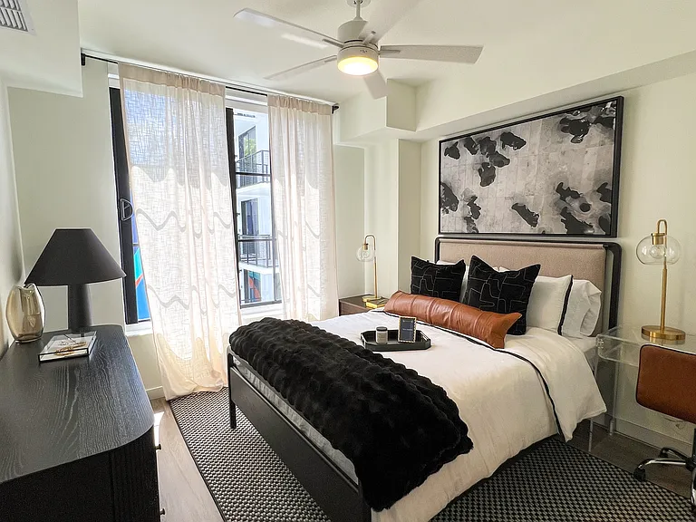 2751 N Miami Ave #2 — Photo 7