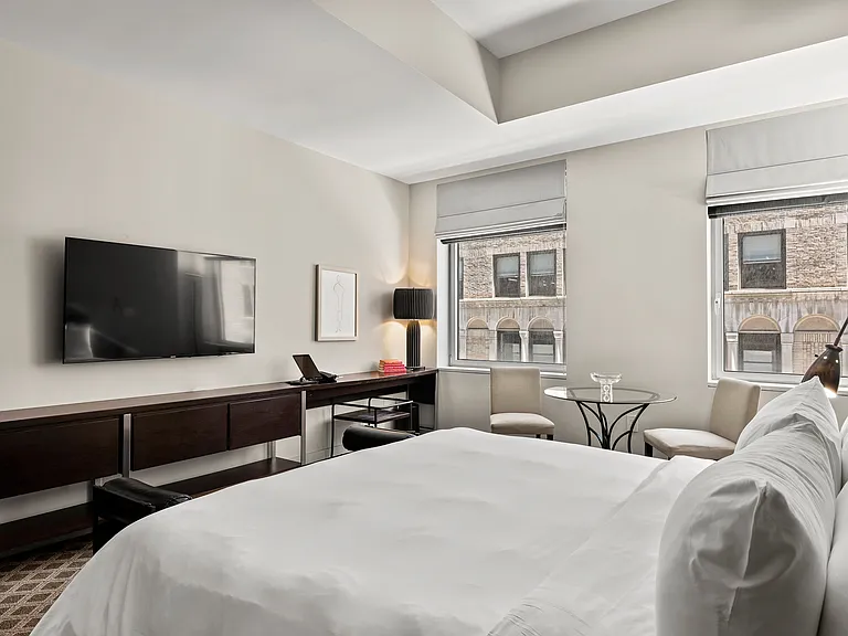 114 E 32nd St #1002 — Photo 9