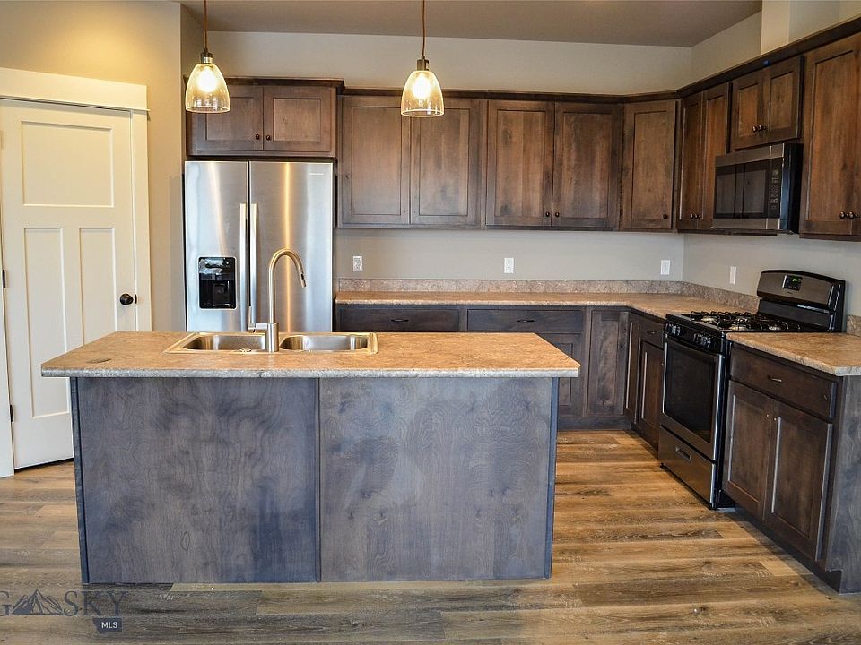 2nd image of 1517 Butler Crk #B