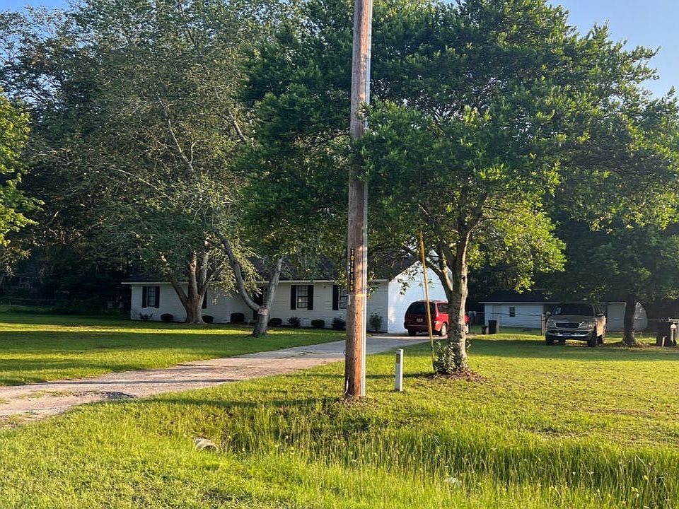 1st image of 227 Foxlake Dr
