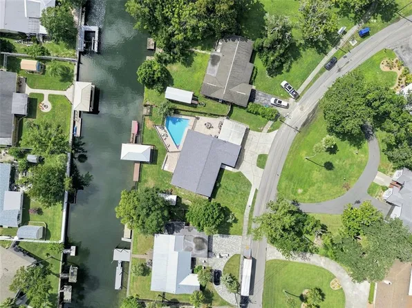 1303 SE KINGS BAY DRIVE, CRYSTAL RIVER, FL 34429